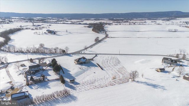 7654 WINDMILL ROAD, Greencastle, PA 17225