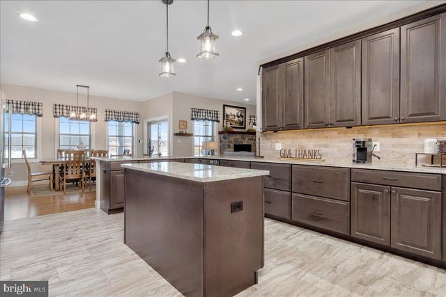 7654 WINDMILL ROAD, Greencastle, PA 17225