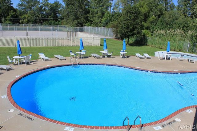 111 Shirley Ridge Drive, St Charles, MO 63304
