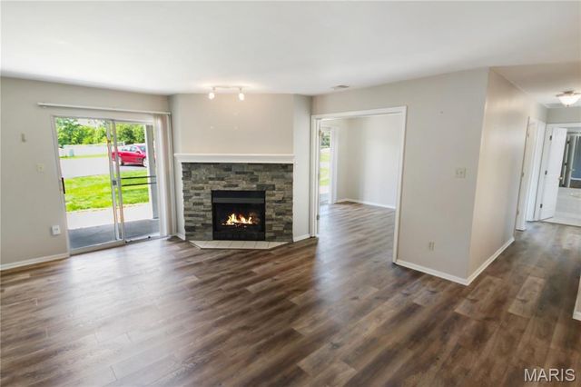 111 Shirley Ridge Drive, St Charles, MO 63304