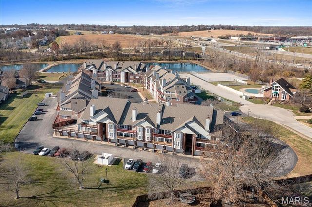 111 Shirley Ridge Drive, St Charles, MO 63304