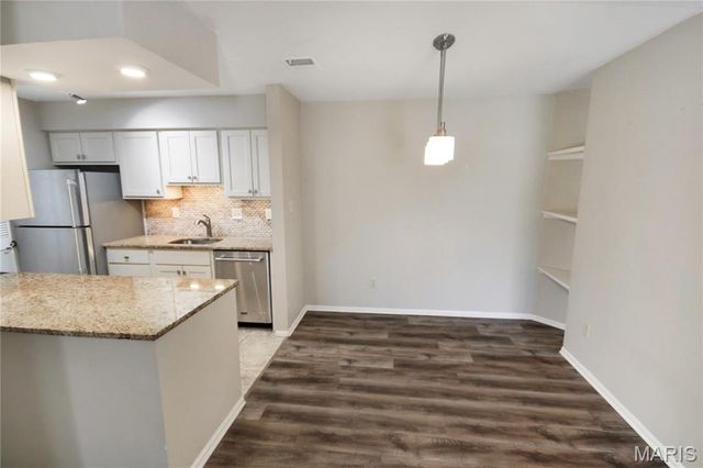 111 Shirley Ridge Drive, St Charles, MO 63304
