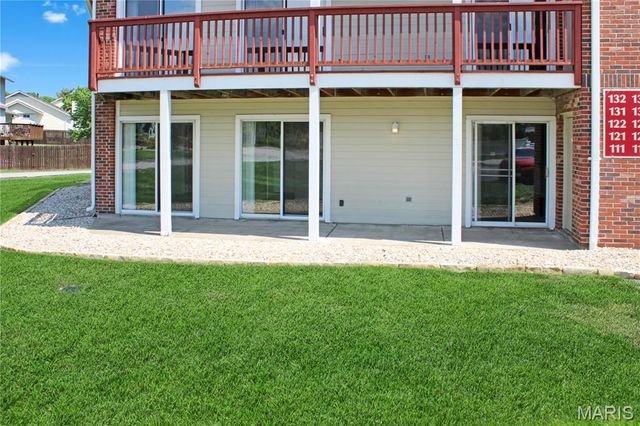 111 Shirley Ridge Drive, St Charles, MO 63304