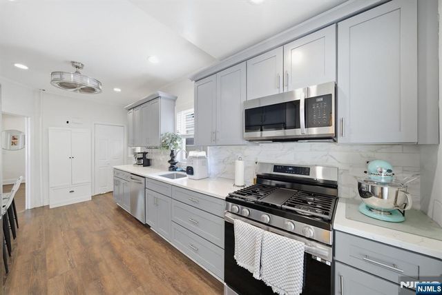 42 Spring Valley Avenue, Hackensack, NJ 07601