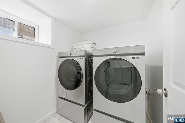 42 Spring Valley Avenue, Hackensack, NJ 07601