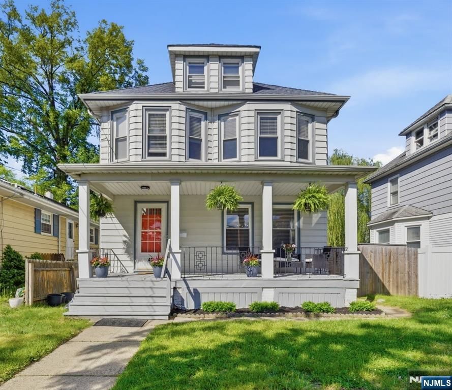 42 Spring Valley Avenue, Hackensack, NJ 07601