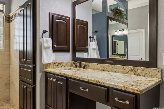 148 Woodlands, La Vernia, TX 78121