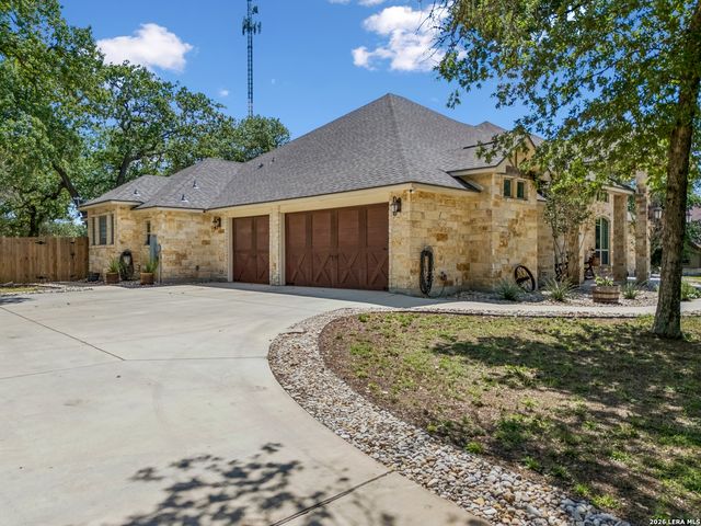 148 Woodlands, La Vernia, TX 78121