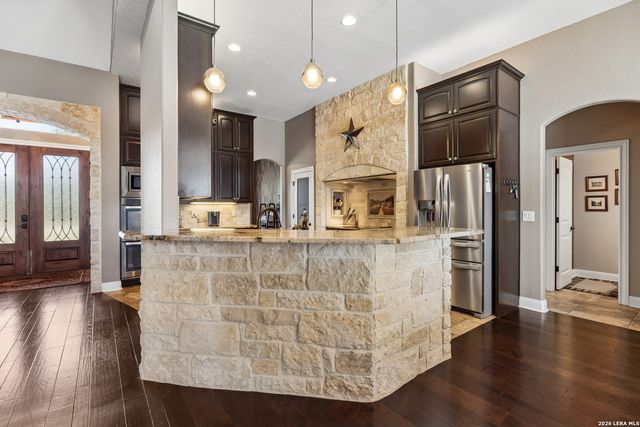 148 Woodlands, La Vernia, TX 78121