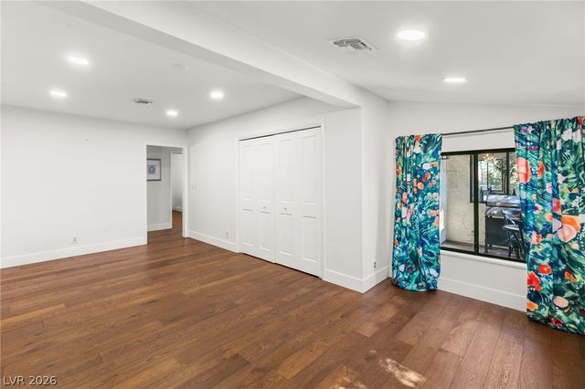 2101 Calle De Espana, Las Vegas, NV 89102