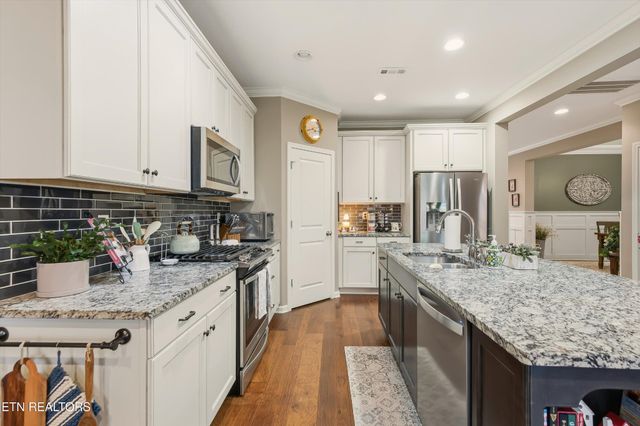 521 Vivian Lee Lane, Knoxville, TN 37934