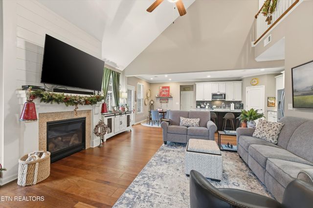 521 Vivian Lee Lane, Knoxville, TN 37934