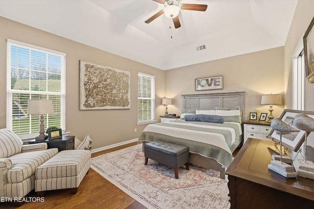 521 Vivian Lee Lane, Knoxville, TN 37934