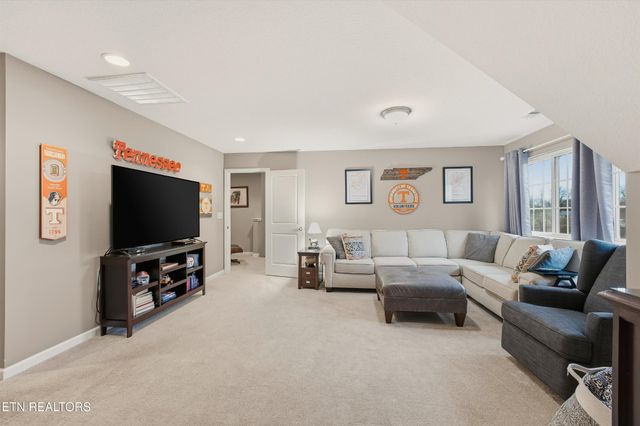 521 Vivian Lee Lane, Knoxville, TN 37934