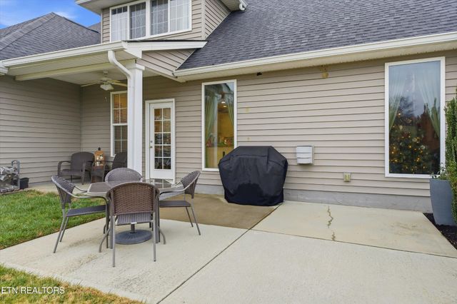 521 Vivian Lee Lane, Knoxville, TN 37934