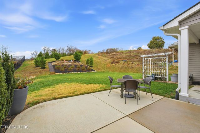 521 Vivian Lee Lane, Knoxville, TN 37934