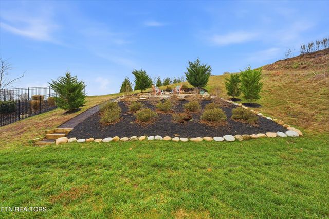 521 Vivian Lee Lane, Knoxville, TN 37934