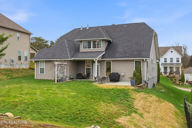 521 Vivian Lee Lane, Knoxville, TN 37934