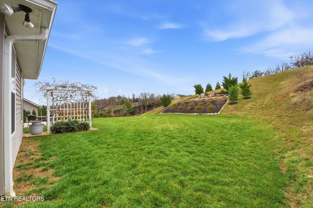 521 Vivian Lee Lane, Knoxville, TN 37934