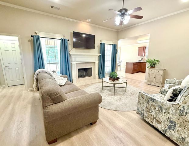 5515 Heritage Valley Drive, Benton, AR 72019
