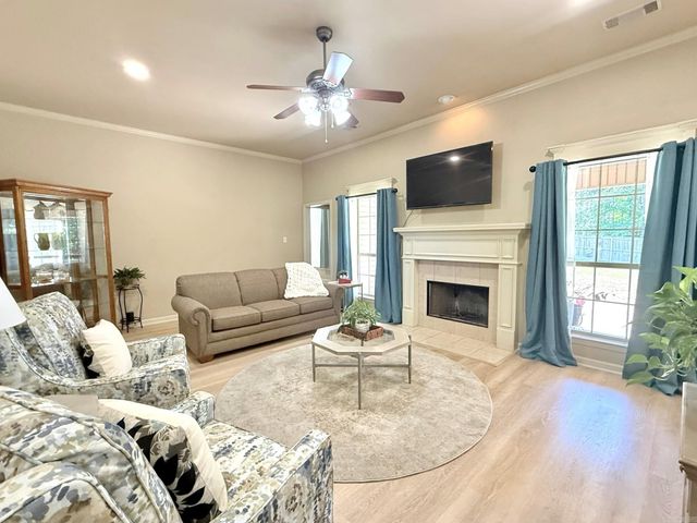 5515 Heritage Valley Drive, Benton, AR 72019