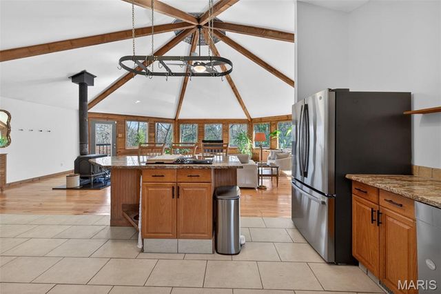 2567 Sugar Lake Road, Pacific, MO 63069