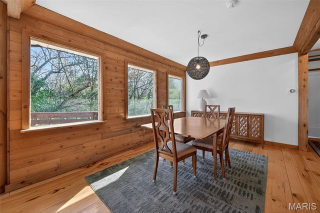 2567 Sugar Lake Road, Pacific, MO 63069