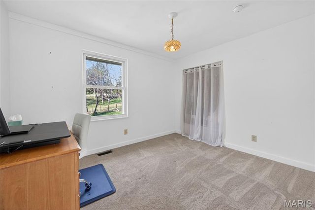 2567 Sugar Lake Road, Pacific, MO 63069