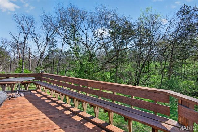 2567 Sugar Lake Road, Pacific, MO 63069