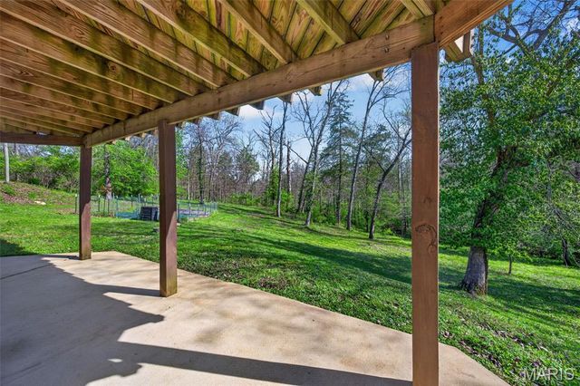 2567 Sugar Lake Road, Pacific, MO 63069