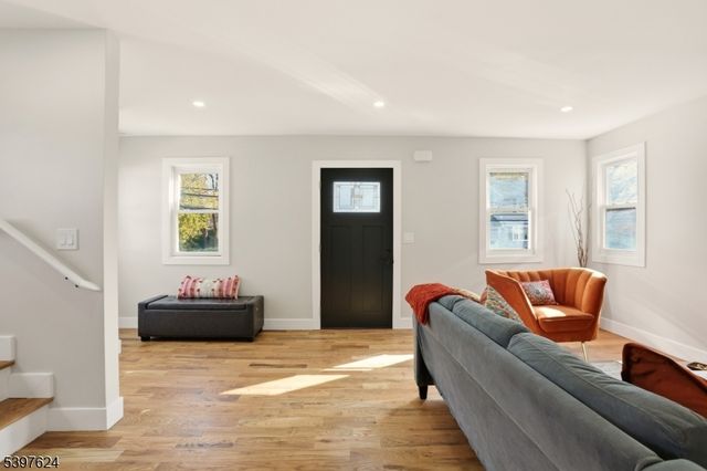 68 Bell St, Bloomfield Twp., NJ 07003