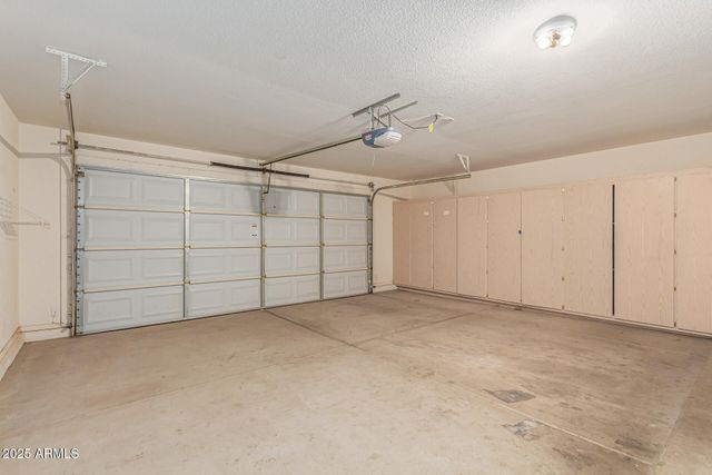 390 S ELM Court, Gilbert, AZ 85296