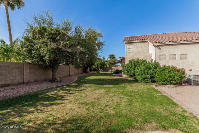 390 S ELM Court, Gilbert, AZ 85296