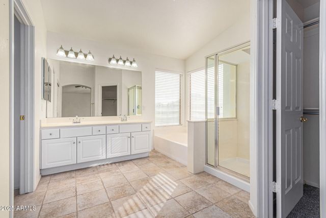 390 S ELM Court, Gilbert, AZ 85296