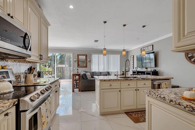 11751 SW 137th Pl, Miami, FL 33186