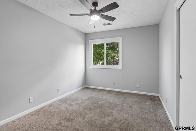16536 Washington Street, Omaha, NE 68135