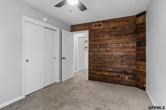 16536 Washington Street, Omaha, NE 68135