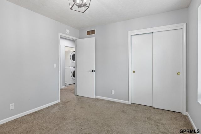 16536 Washington Street, Omaha, NE 68135