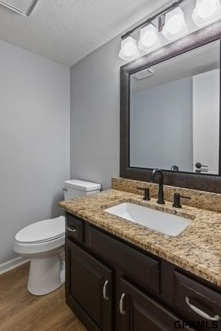 16536 Washington Street, Omaha, NE 68135