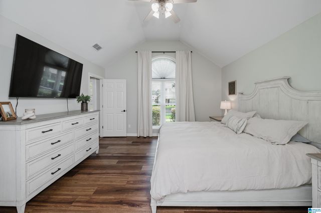 114 HORSESHOE CIRCLE, Alabaster, AL 35007