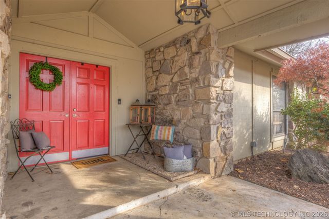 8209 S College Place, Tulsa, OK 74137