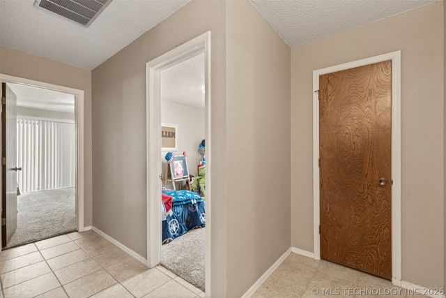 8209 S College Place, Tulsa, OK 74137