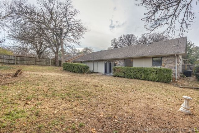 8209 S College Place, Tulsa, OK 74137