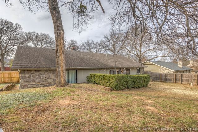 8209 S College Place, Tulsa, OK 74137