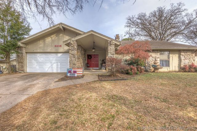 8209 S College Place, Tulsa, OK 74137