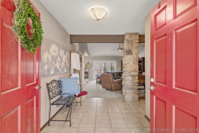 8209 S College Place, Tulsa, OK 74137