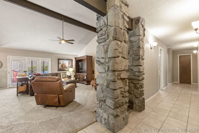 8209 S College Place, Tulsa, OK 74137