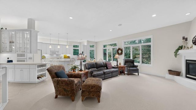 1157 Taro Lane SW, Rochester, MN 55902