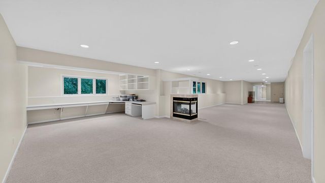1157 Taro Lane SW, Rochester, MN 55902