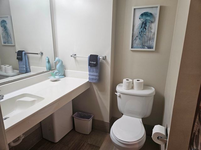 501 S Ocean Blvd Unit 903, North Myrtle Beach, SC 29582